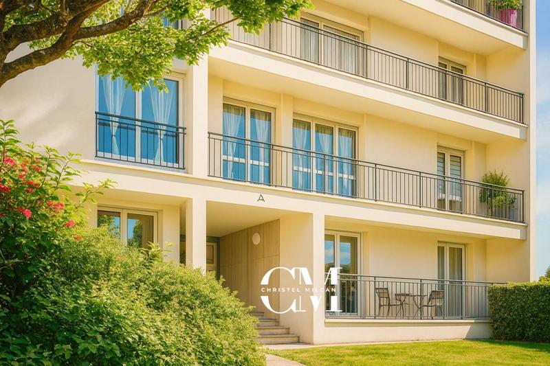 Appartement - 102 m² - 5 pièces