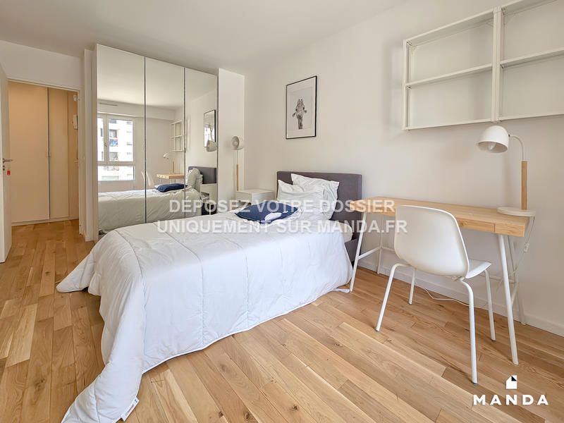 Chambre - 9 m² - 7 pièces