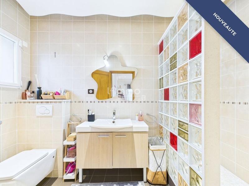 Maison - 378 m² - 7 pièces