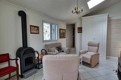 Maison - 200 m² - 8 pièces