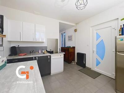 Maison de ville - 60 m² - 4 pièces