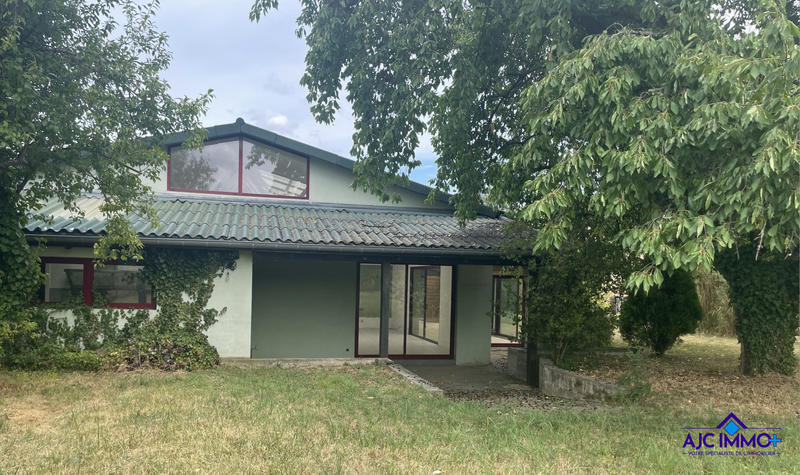 Maison ancienne - 339 m² - 5 pièces