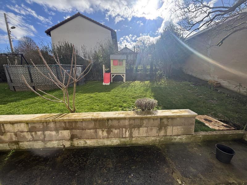 Maison - 104 m² - 5 pièces