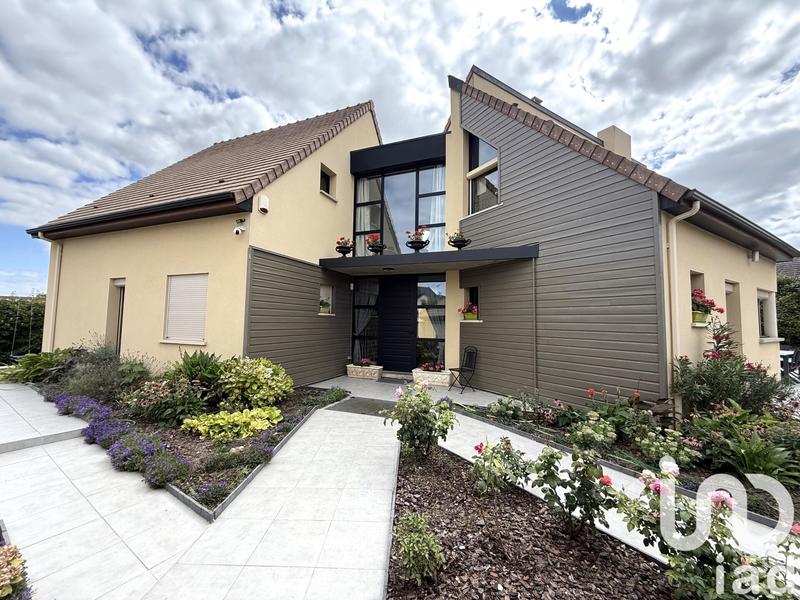 Maison - 355 m² - 10 pièces