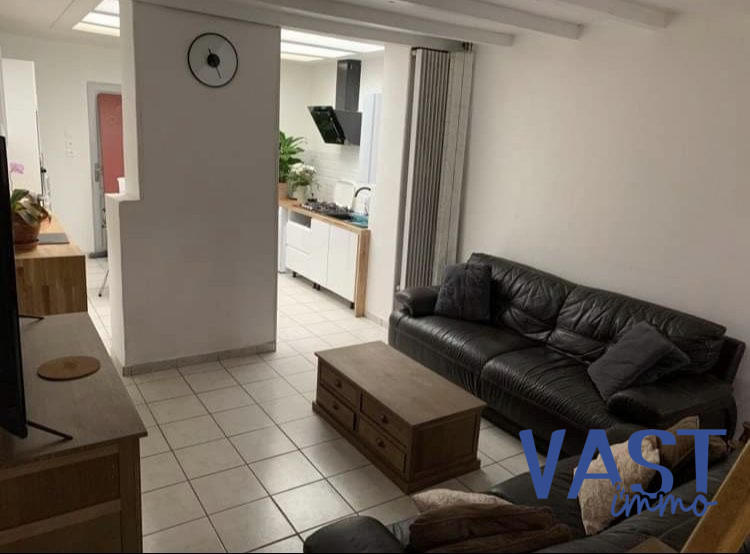Maison - 95 m² - 4 pièces