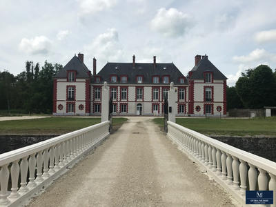 Appartement - 143 m² - 4 pièces