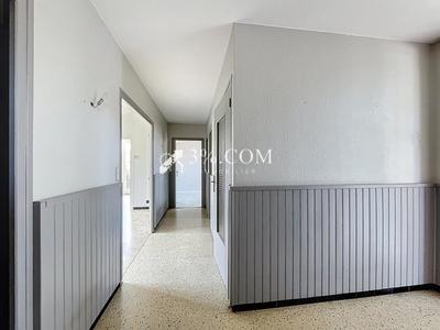 Maison - 104 m² - 5 pièces