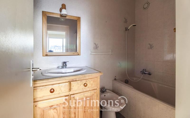 Appartement - 83 m² - 5 pièces