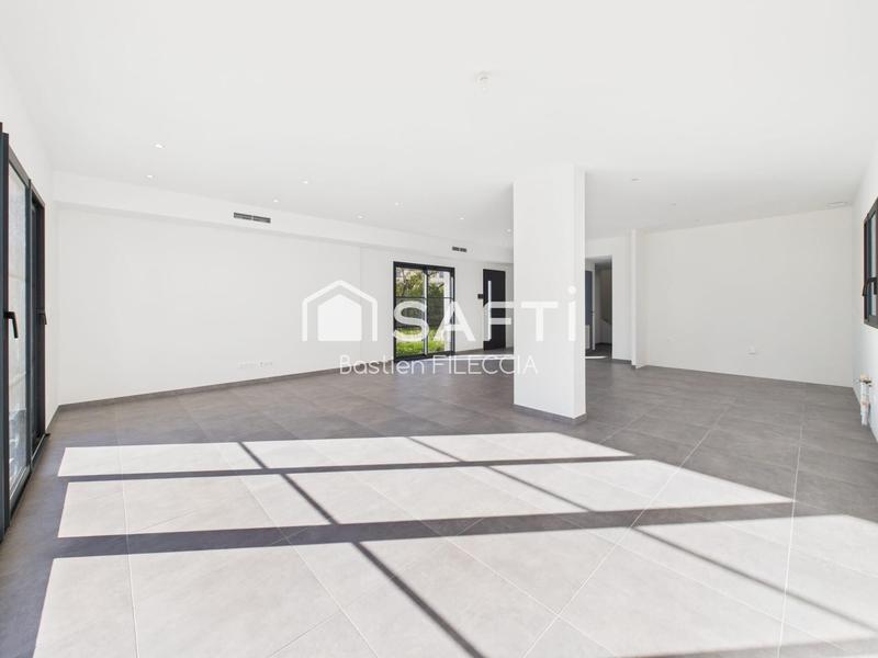 Maison - 150 m² - 6 pièces