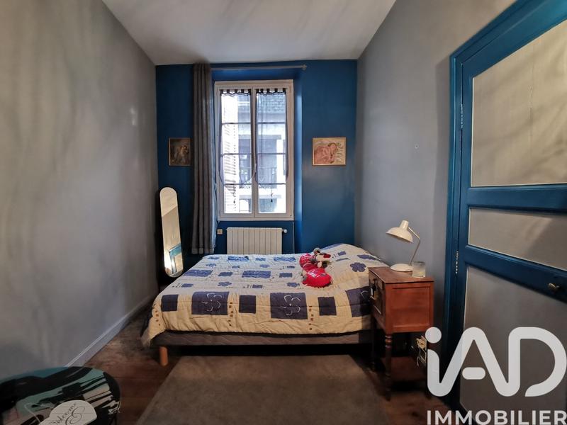 Maison - 260 m² - 10 pièces