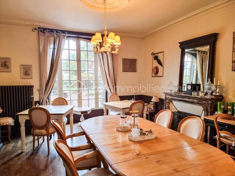 Demeure - 506 m² - 20 pièces