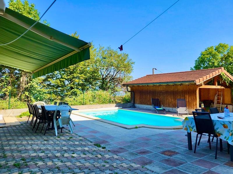 Maison - 272 m² - 11 pièces