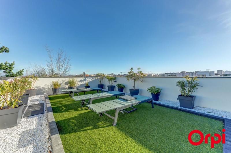 Penthouse - 112 m² - 5 pièces