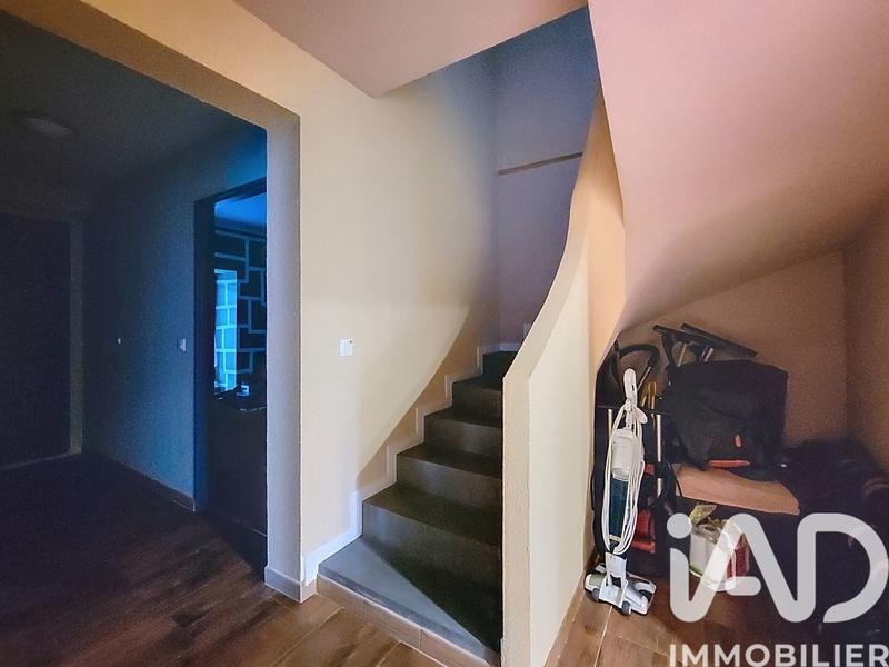 Maison - 217 m² - 8 pièces