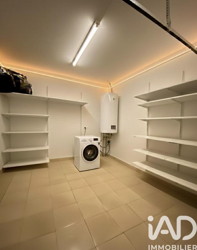 Maison - 93 m² - 5 pièces