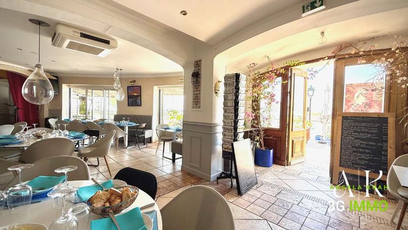 Maison - 314 m² - 10 pièces