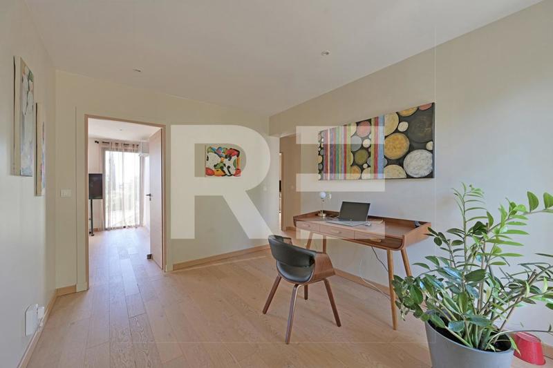 Maison - 185 m² - 6 pièces