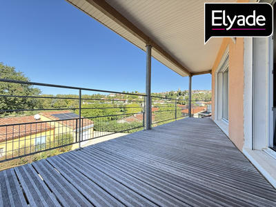 Maison - 255 m² - 4 pièces