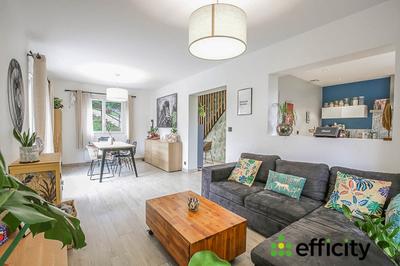 Maison - 110 m² - 4 pièces