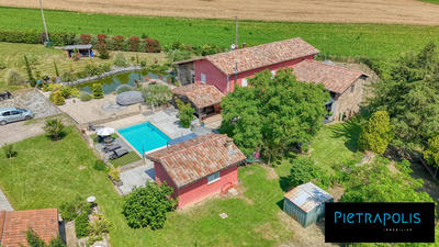 Maison ancienne - 332 m² - 9 pièces