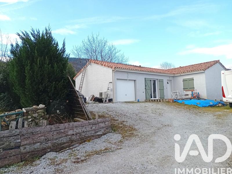 Maison - 97 m² - 4 pièces
