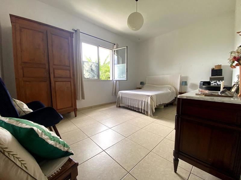 Maison - 255 m² - 6 pièces