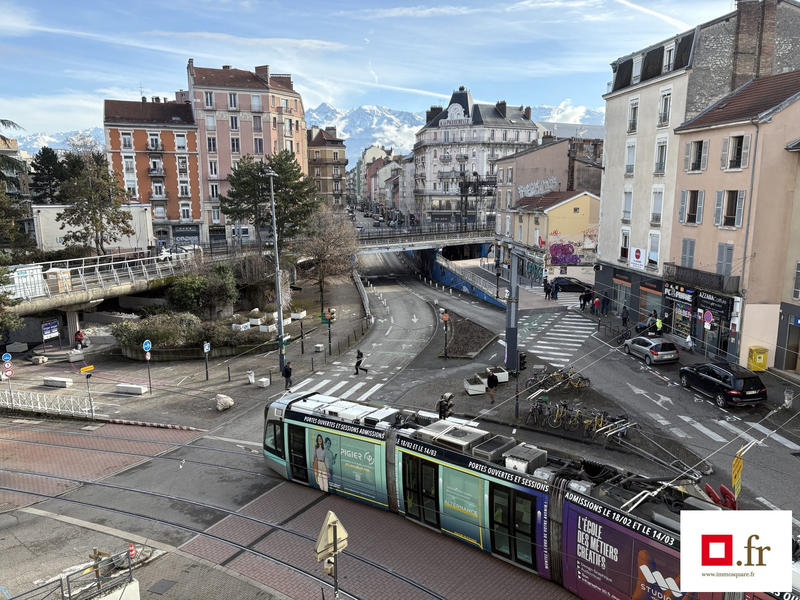 Appartement - 72 m² - 3 pièces