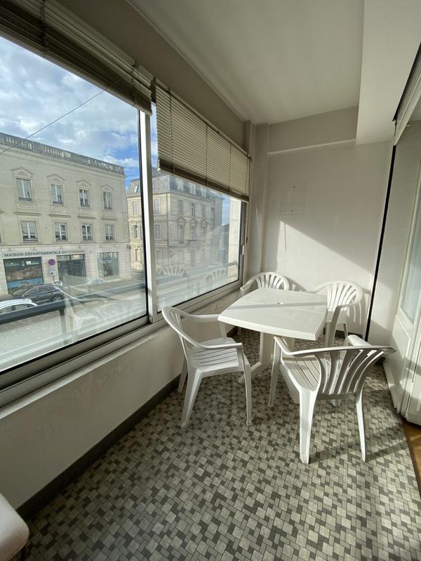 Appartement - 90 m² - 4 pièces