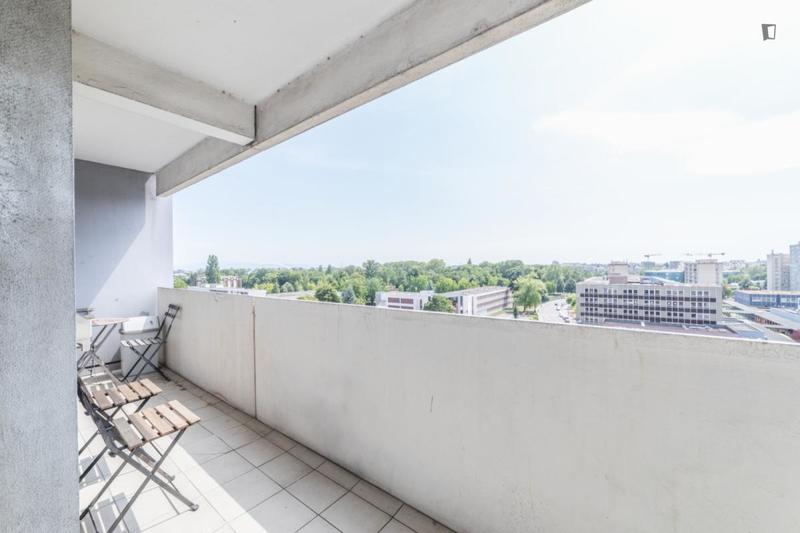 Chambre - 12 m² - 4 pièces