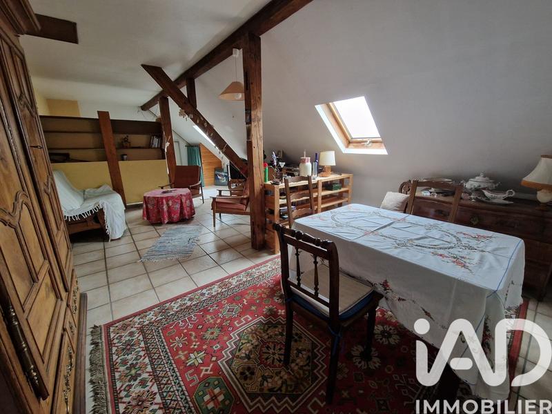 Maison - 188 m² - 8 pièces