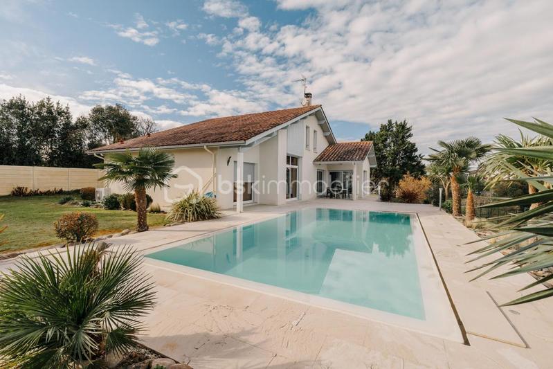 Maison - 164 m² - 6 pièces