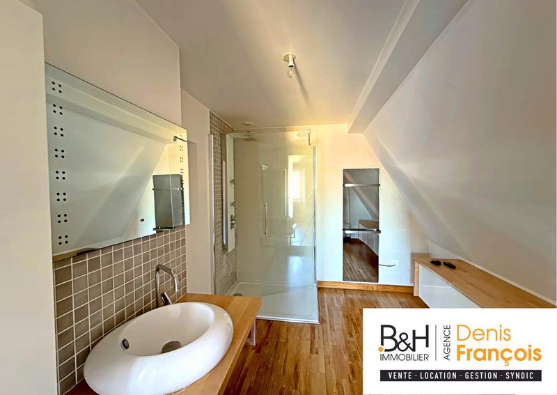 Maison ancienne - 120 m² - 4 pièces