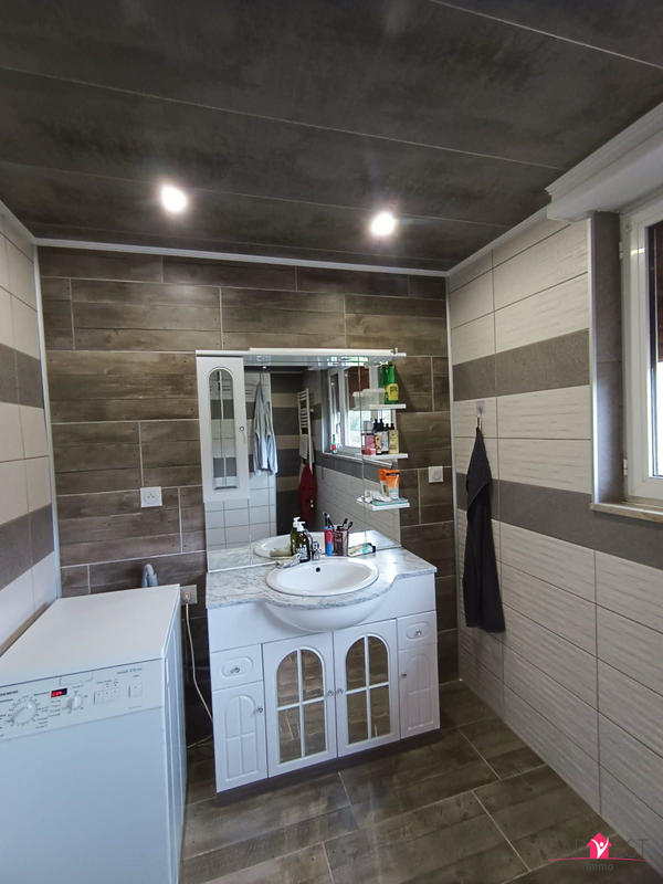 Maison - 260 m² - 7 pièces