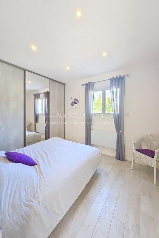 Villa - 300 m² - 7 pièces