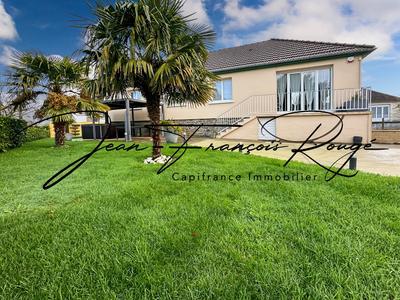 Maison - 141 m² - 6 pièces