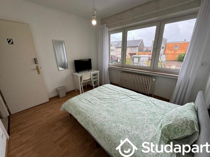 Chambre - 9 m² - 1 pièce