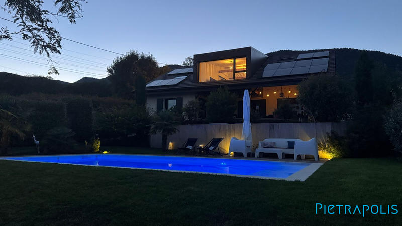 Villa - 195 m² - 6 pièces