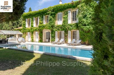 Demeure - 500 m² - 15 pièces