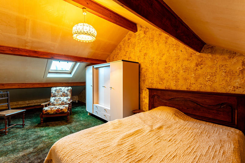 Maison - 1 m² - 5 pièces