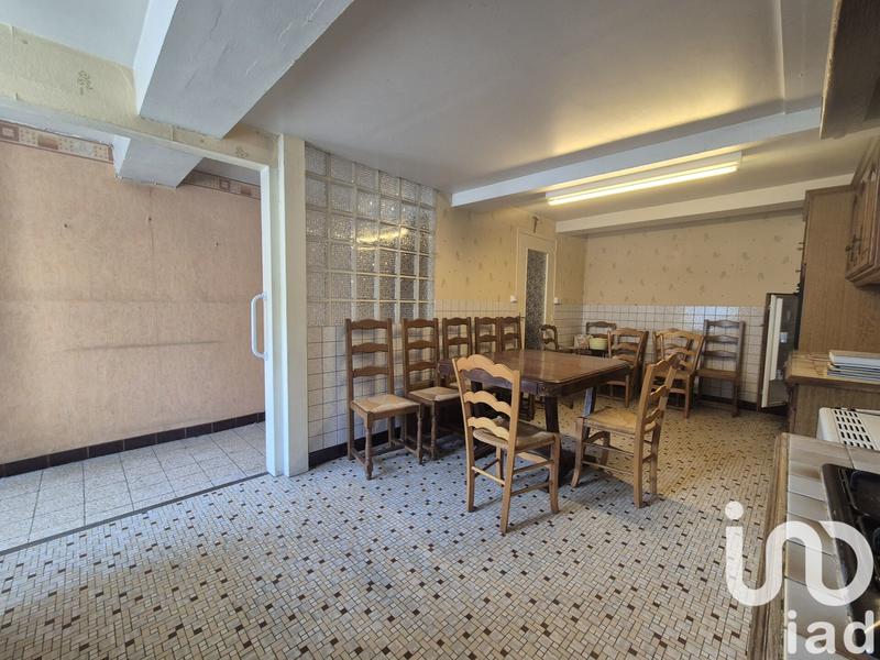 Maison - 378 m² - 8 pièces