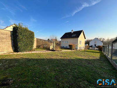 Maison - 92 m² - 5 pièces