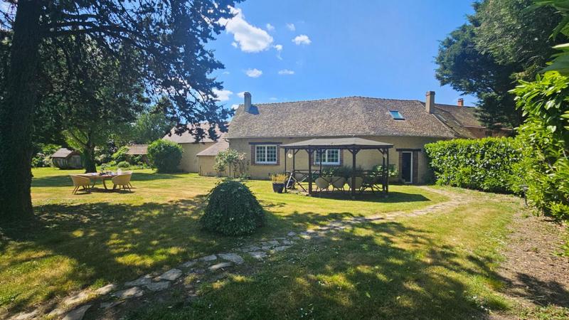 Maison - 175 m² - 9 pièces