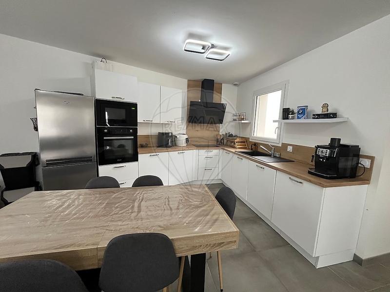 Maison - 73 m² - 3 pièces