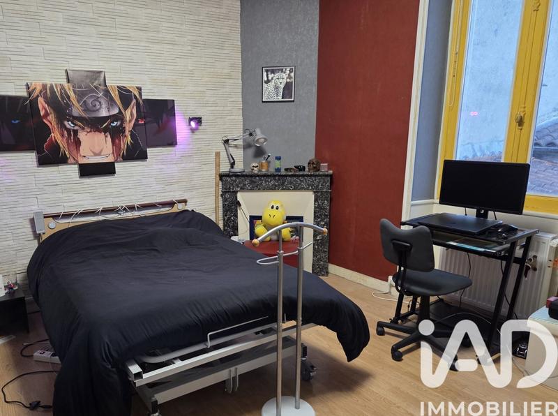 Maison - 214 m² - 9 pièces