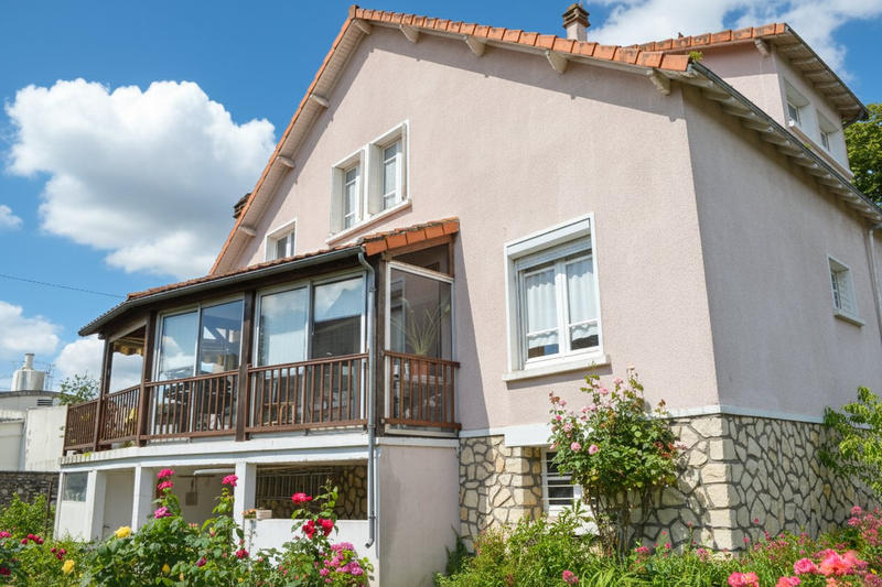 Maison - 157 m² - 7 pièces