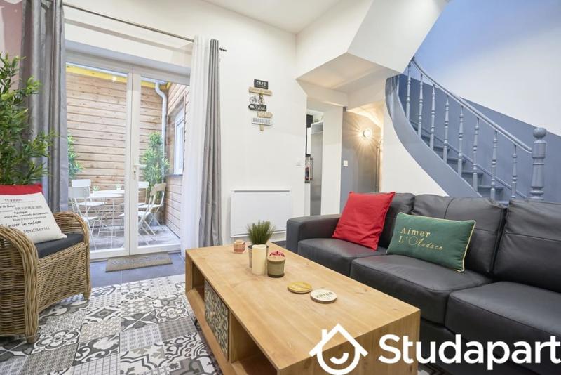 Chambre - 12 m² - 1 pièce