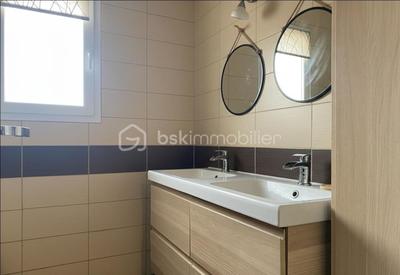 Pavillon - 84 m² - 4 pièces