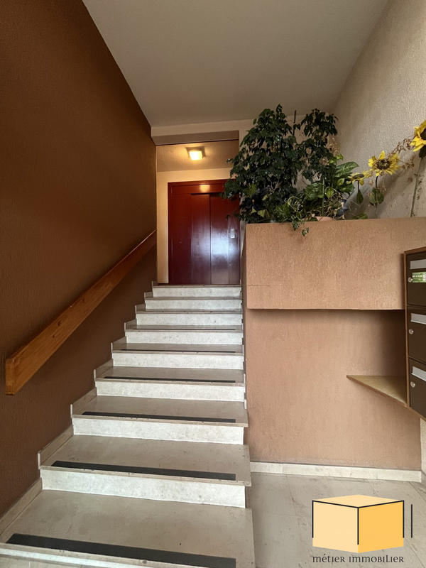 Appartement - 79 m² - 4 pièces