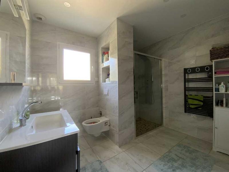 Maison traditionnelle - 130 m² - 5 pièces