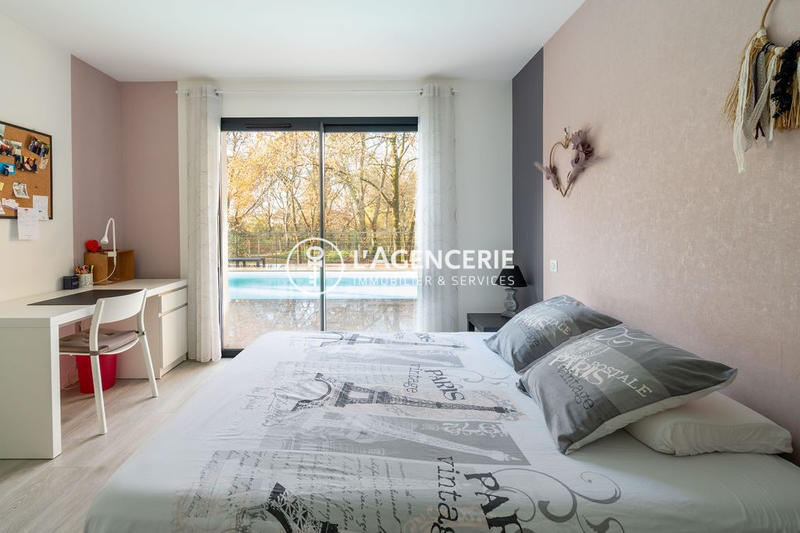 Maison contemporaine - 200 m² - 6 pièces